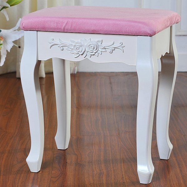 Стільчики і крісла